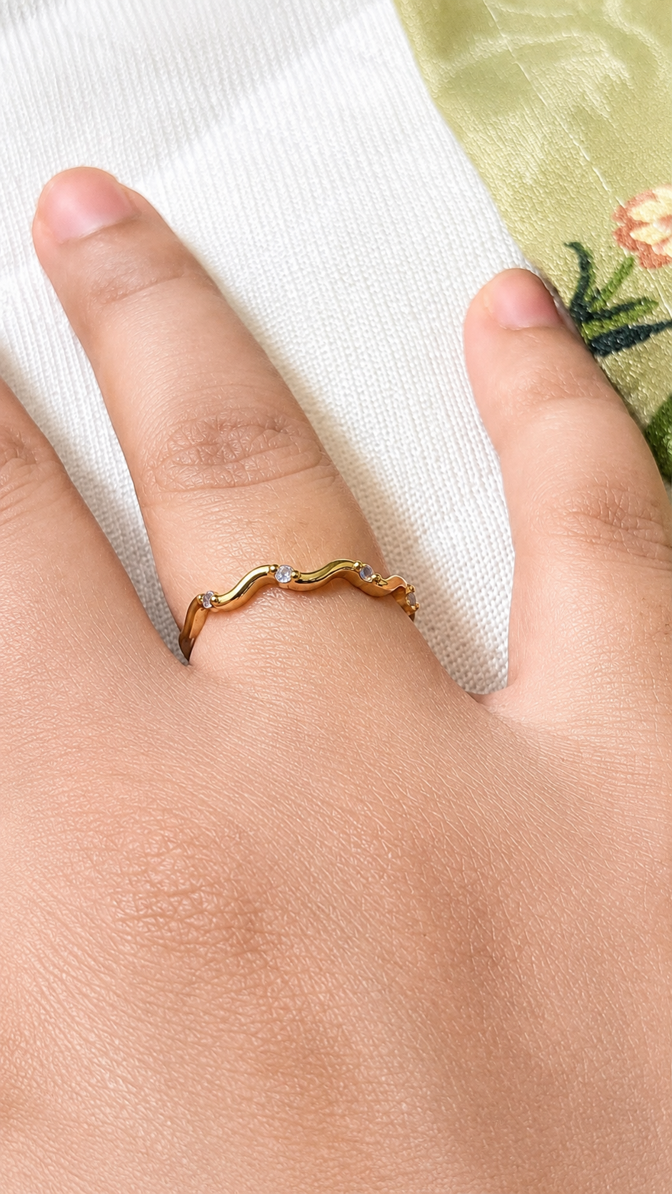 Wave Spark ring